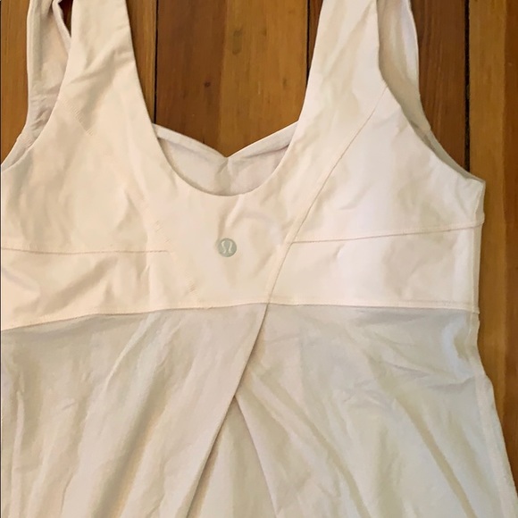 Lululemon light pink top - Picture 4 of 5